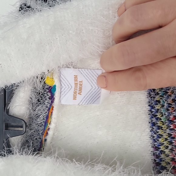 Aztec sweater - Picture 4 of 7